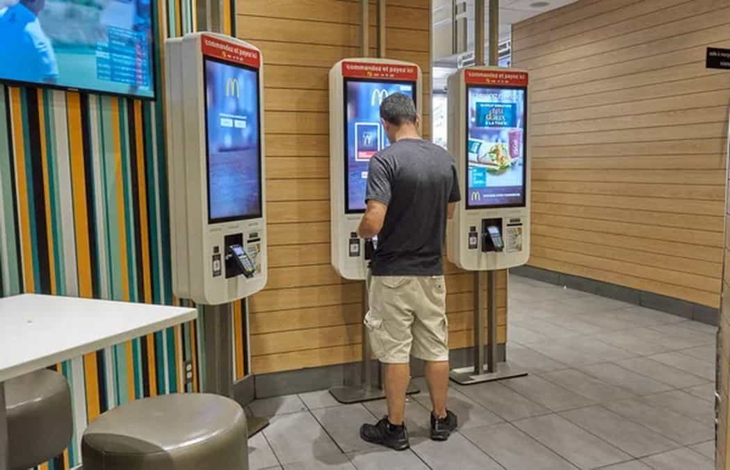Self service kiosks restaurants 104 min self service kiosks restaurants