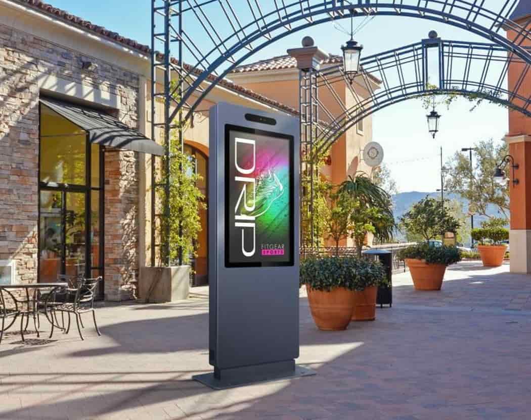 Outdoor Digital Kiosks Improve User Experience 103 min Outdoor Digital Kiosks Improve User Experience