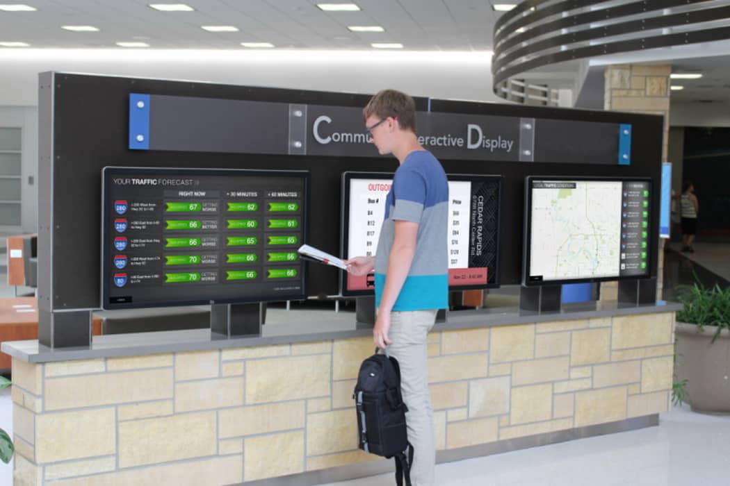 Digital Signage LCD Display in Transportation 103 min Digital Signage LCD Display in Transportation
