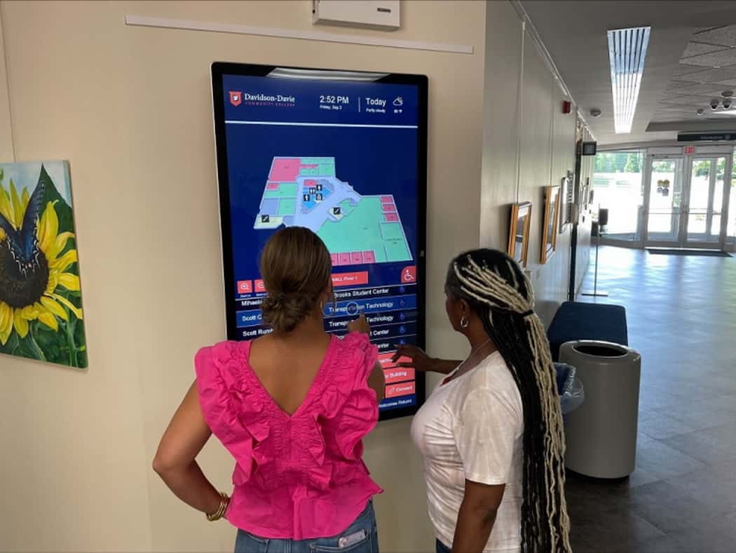 Wayfinding Digital Signage to Help Students 106 min Wayfinding Digital Signage to Help Students