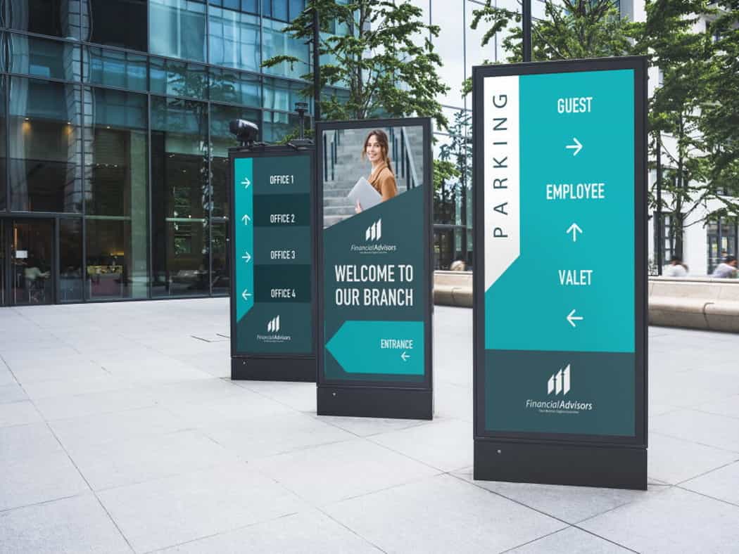 Use Vertical Digital Signage Displays