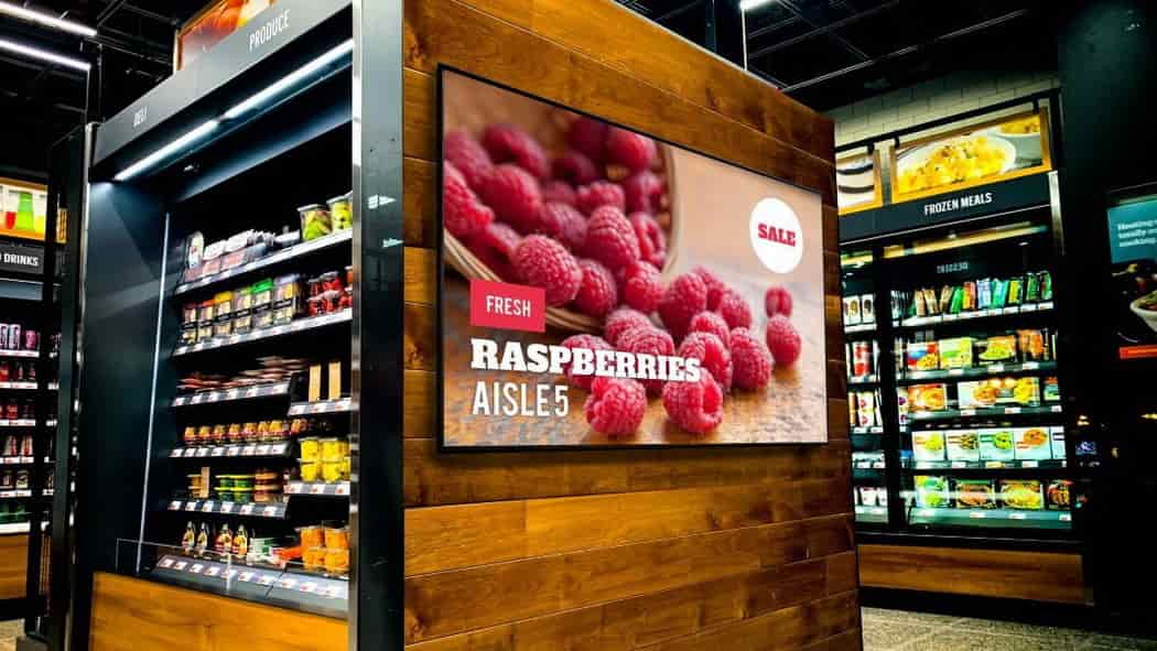 Commercial Digital Display Screens in Stores