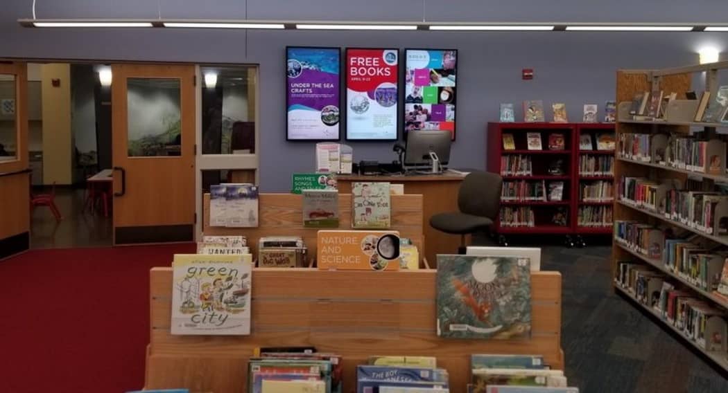 Experience with Library Interactive Displays 104 min Experience with Library Interactive Displays