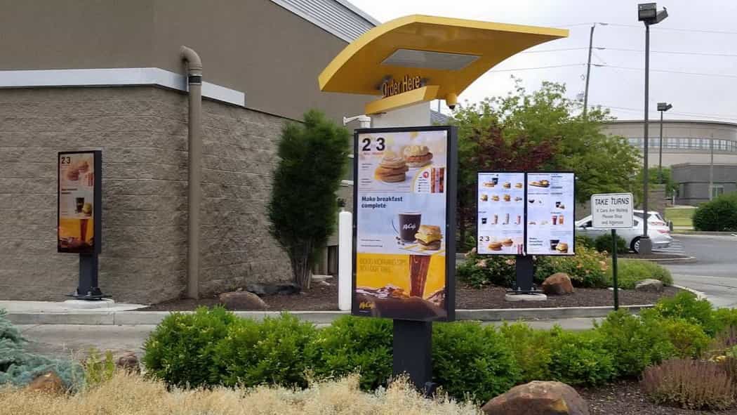 Revolutionize digital menu boards for drive thru 105 min Revolutionize digital menu boards for drive thru
