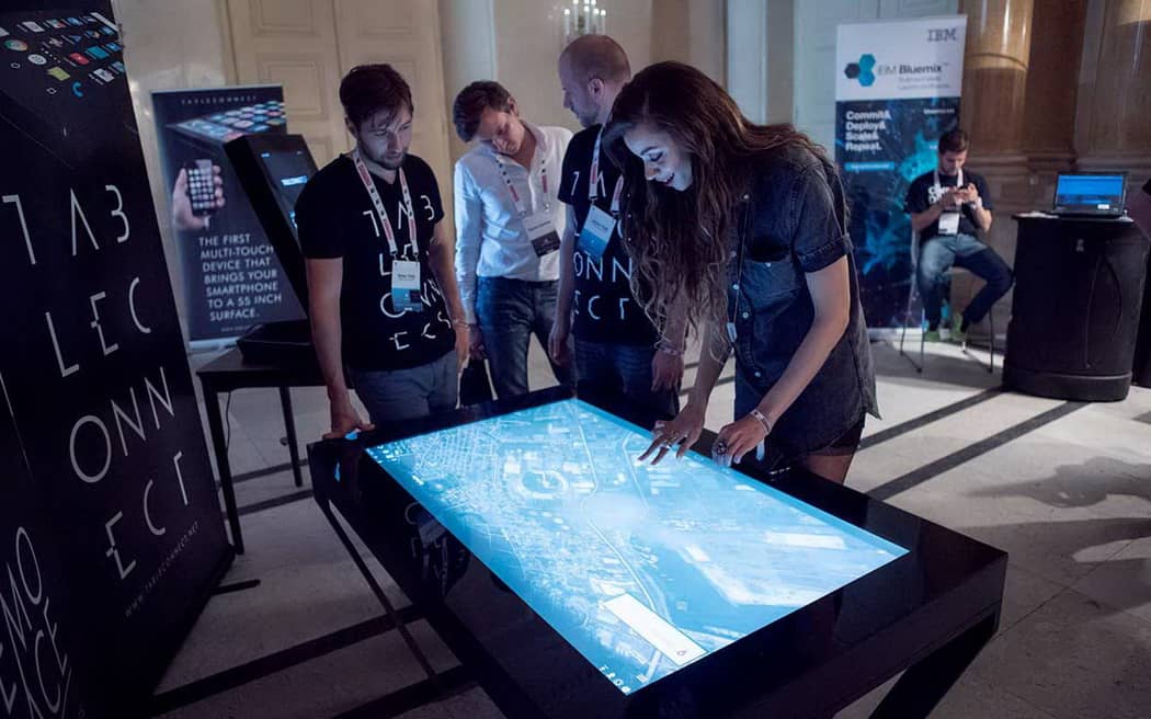 interactive touchscreen tables 105 min interactive touchscreen tables