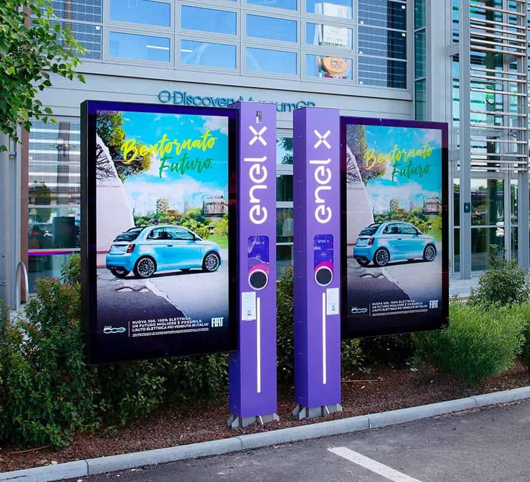 outdoor digital advertising totems 106 min outdoor digital advertising totems