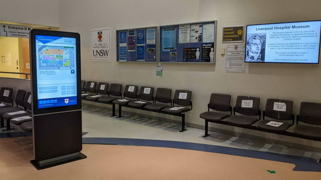 Freestanding digital wayfinding kiosks 104 min Freestanding Digital Wayfinding Kiosks