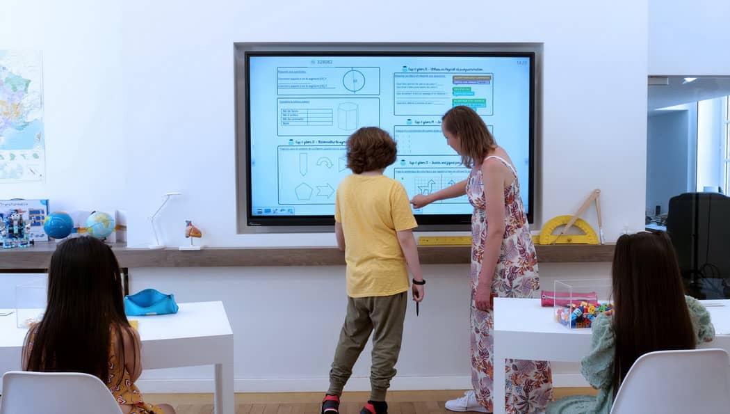 Interactive Whiteboards in the Classroom
