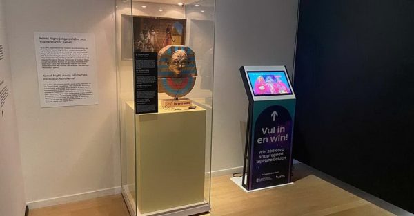 Self-Service Kiosks for Museum