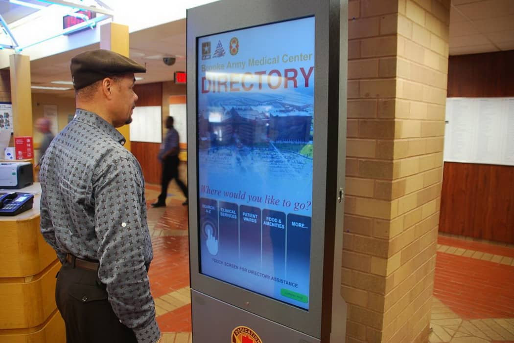Interactive multimedia kiosk 104 min Interactive multimedia kiosk