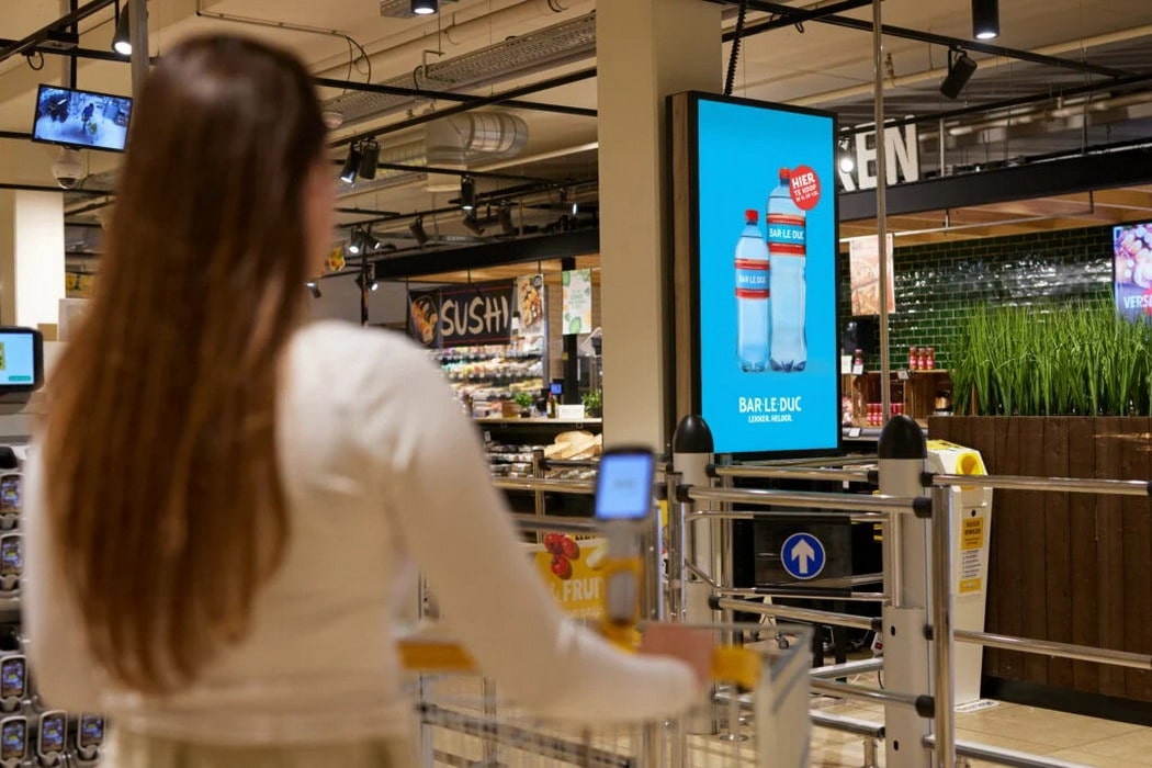 Retail Store Digital Signage