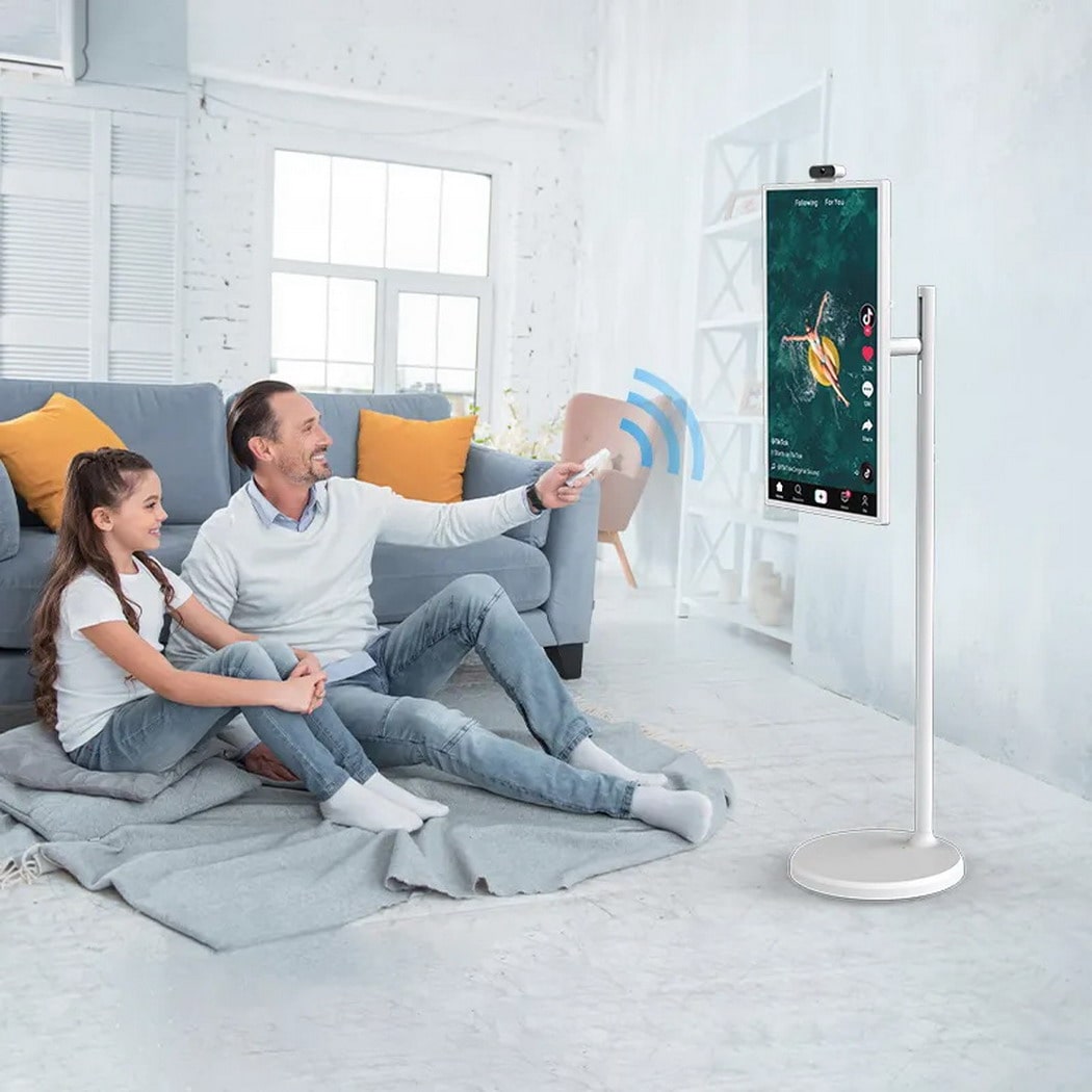 Portable smart mobile TV 104 min Portable smart mobile TV